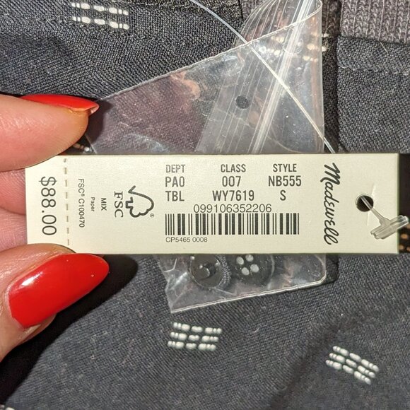 Madewell | Kinston Side-Button Wrap Top in Textured Dobby - Picture 5 of 5